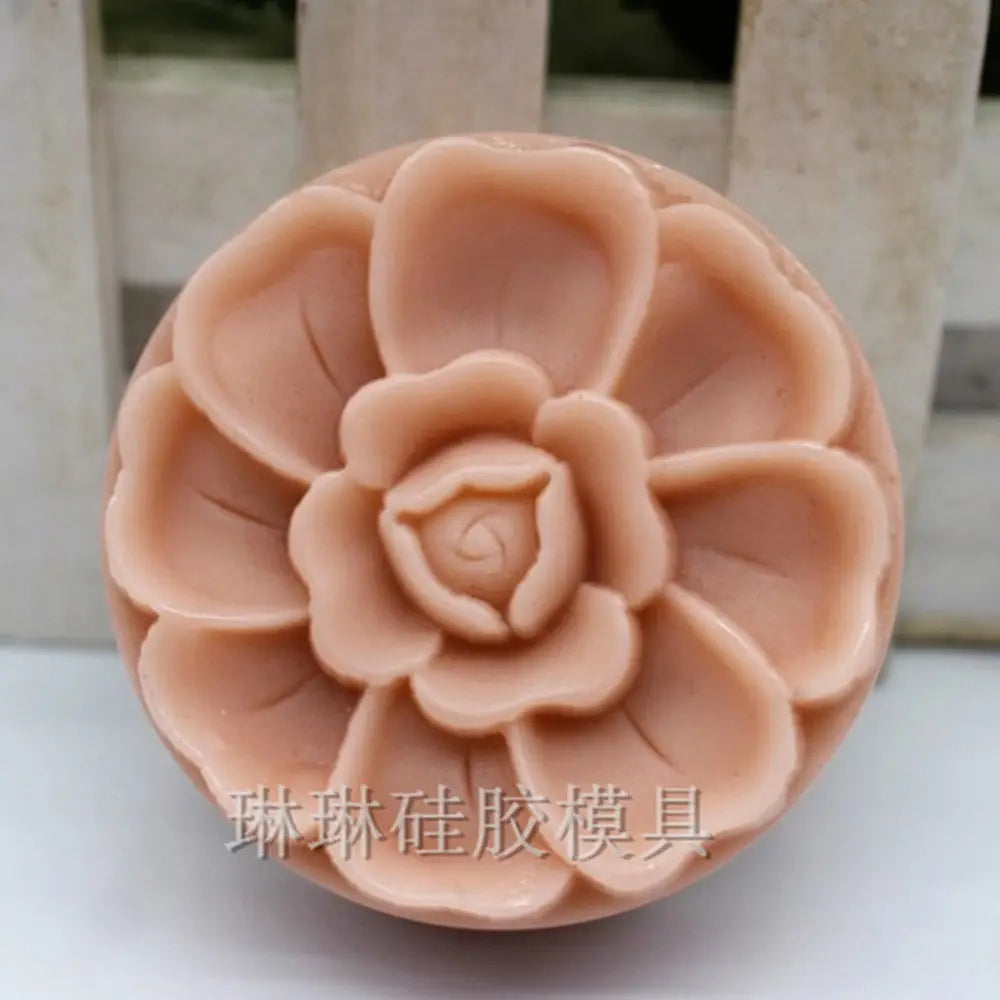 Grainrain Flower Mold Round Shaped Silicone Soap Mold 4 Cavities Handcrafted Mooncake Mold