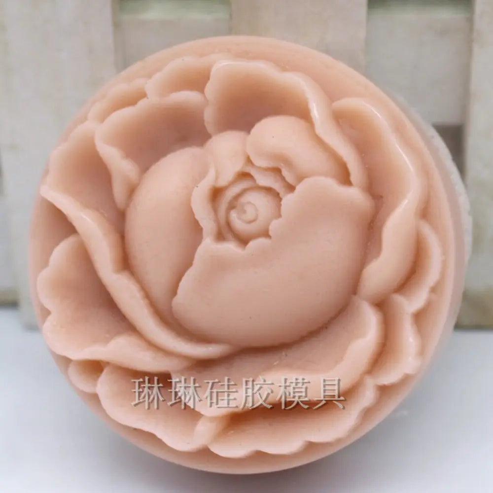 Grainrain Flower Mold Round Shaped Silicone Soap Mold 4 Cavities Handcrafted Mooncake Mold