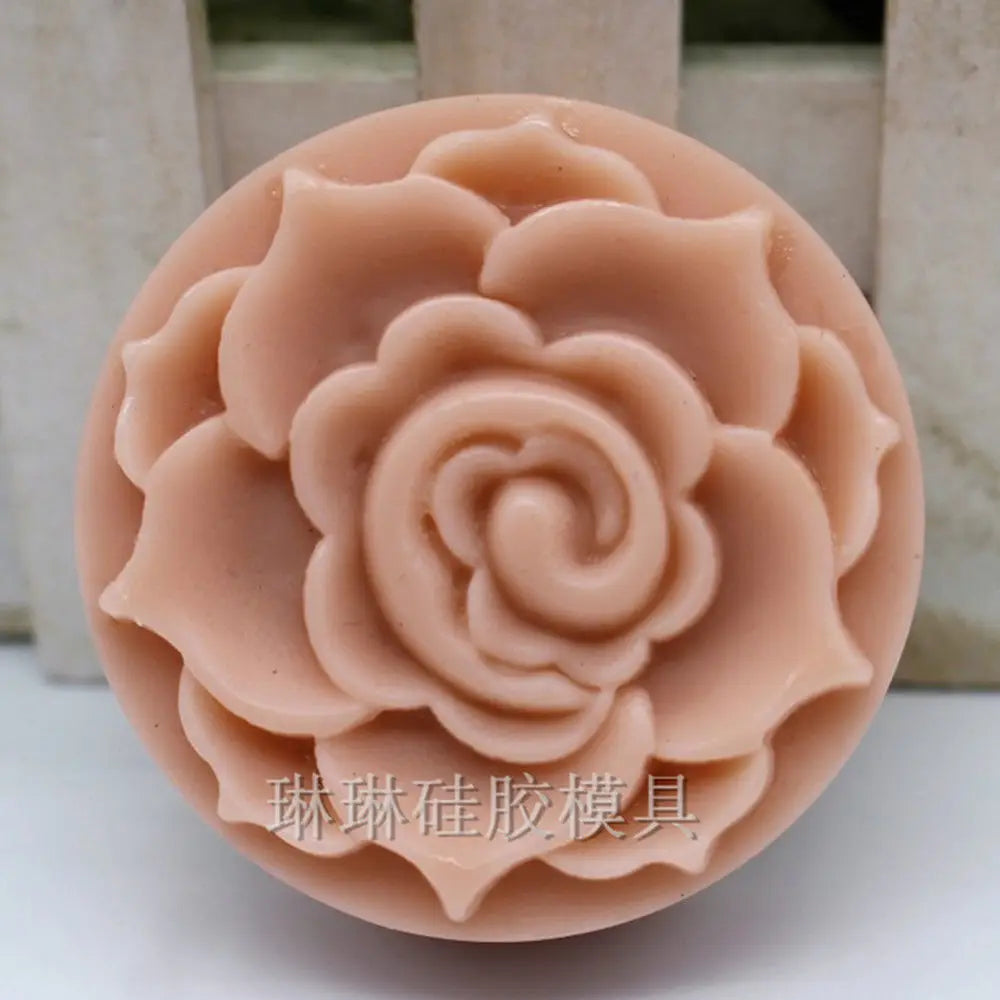 Grainrain Flower Mold Round Shaped Silicone Soap Mold 4 Cavities Handcrafted Mooncake Mold