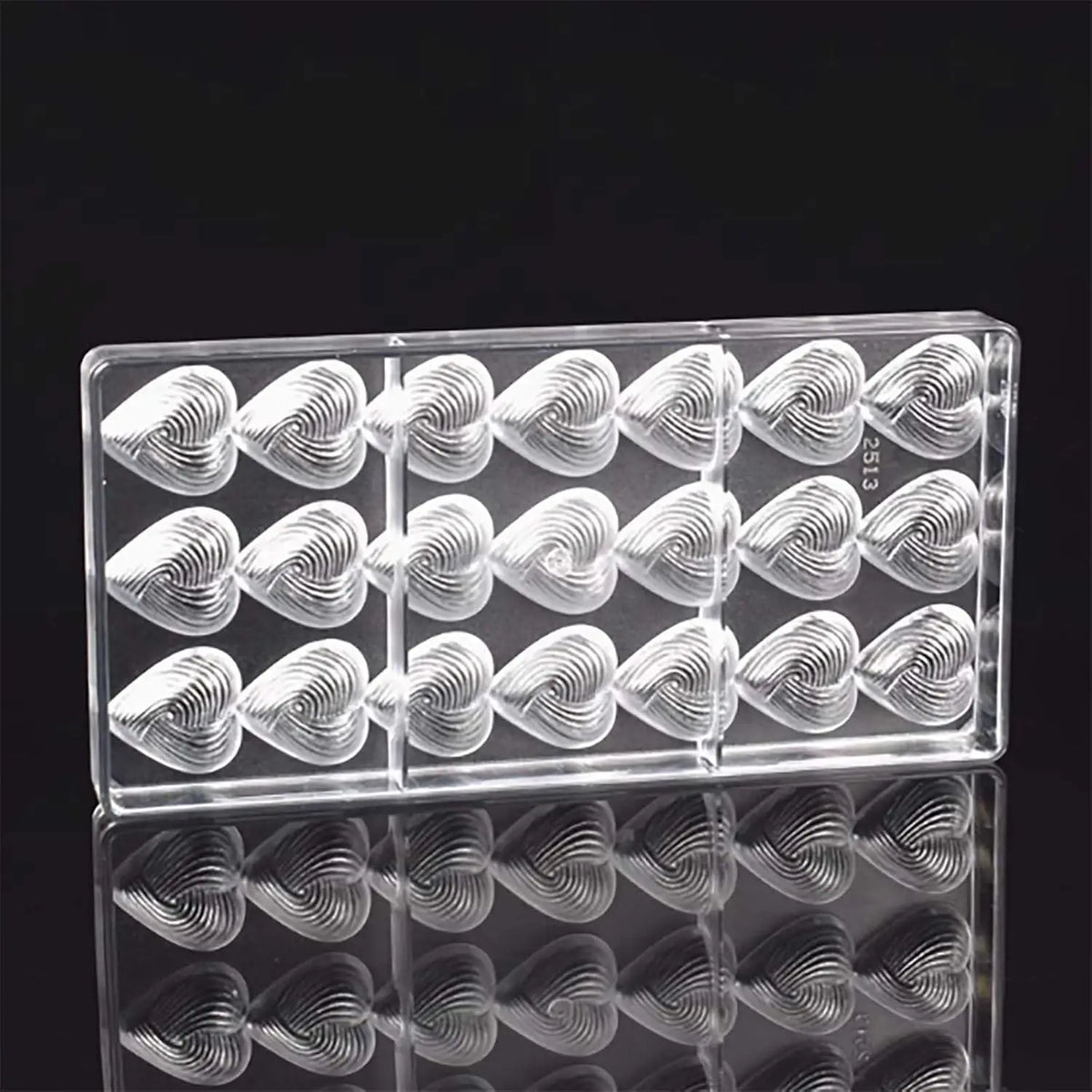 19358 / Small Plastic Heart Mold Thread Heart Shaped For Mother's Day 21 Cavities