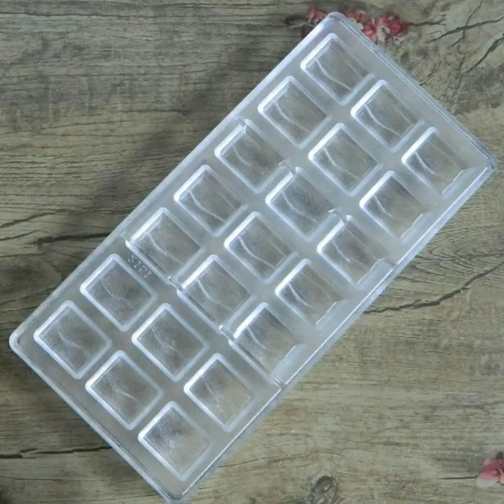 19376 / Wavy Rectangular Chocolate Mold - 21 Cavity DIY Candy Mold