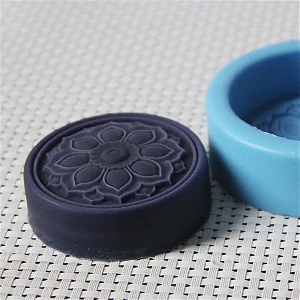 Grainrain Silicone Soap Mold Round Flower Shaped DIY Craft Handmade Soap Mould